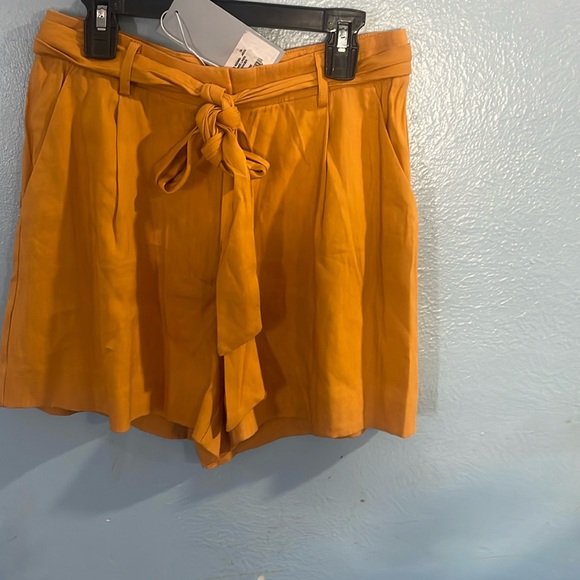 Antonio Melani Amee Linen Shorts Belted High Rise Size 2 - Picture 3 of 8